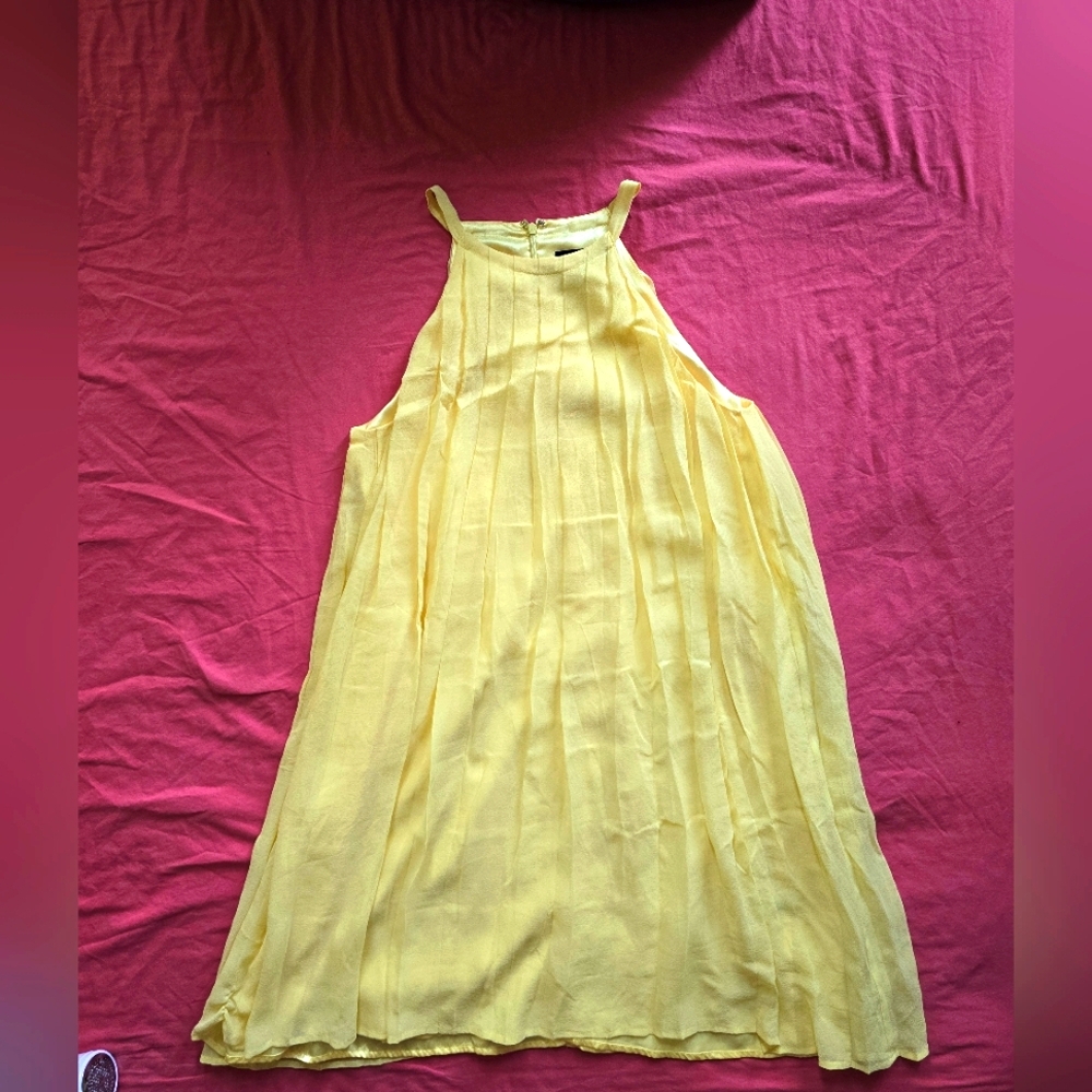 Express Yellow Sleeveless Pleated Dress
